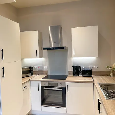 Apartment Cosy Leeds Centre - Sleeps Up To 4 *
